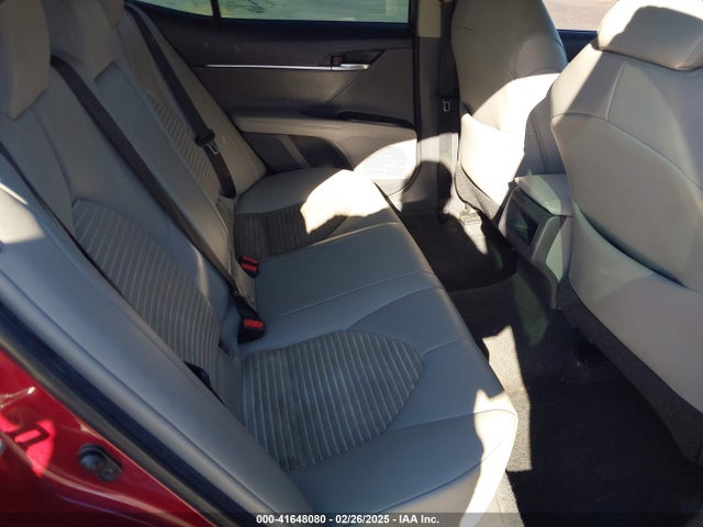 4T1B11HK5JU543500 Toyota CAMRY SE
