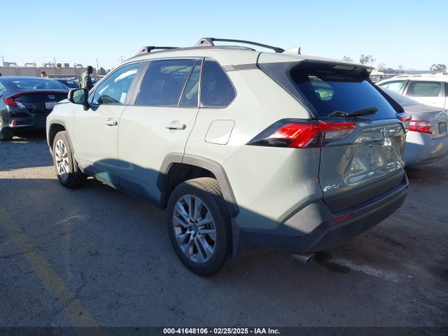 2T3C1RFV9PW290598 Toyota Rav4 Xle Premium