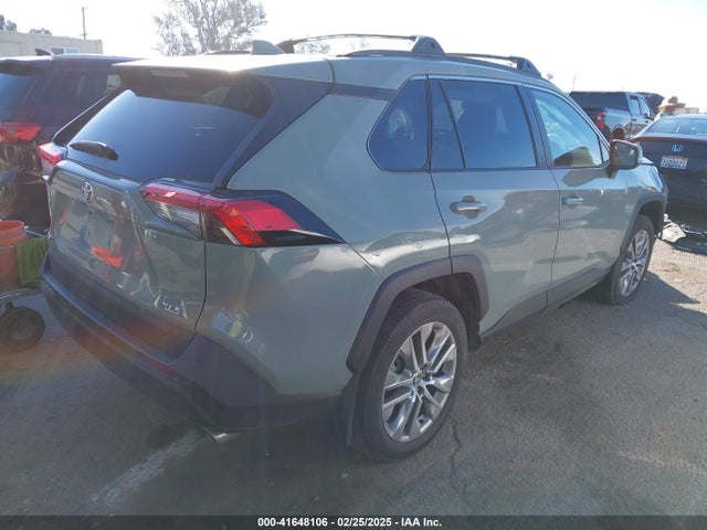 2T3C1RFV9PW290598 Toyota Rav4 Xle Premium
