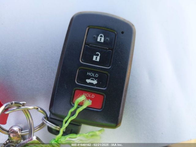 4T1BD1FK6EU108288 Toyota Camry Hybrid Xle