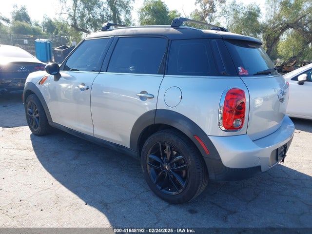 2013 MINI COUNTRYMAN WMWZB3C59DWM09740 Photo 2