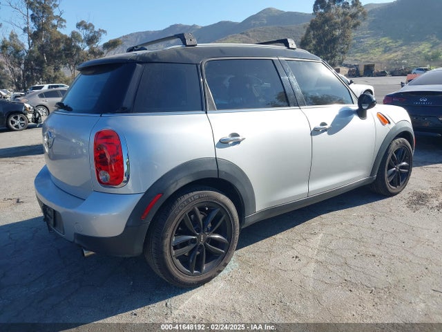 2013 MINI COUNTRYMAN WMWZB3C59DWM09740 Photo 3