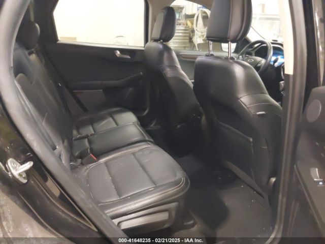 1FMCU9J95LUB09095 Ford Escape Titanium