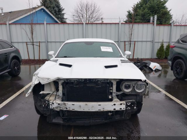 2C3CDZAG7GH145371 Dodge Challenger Sxt