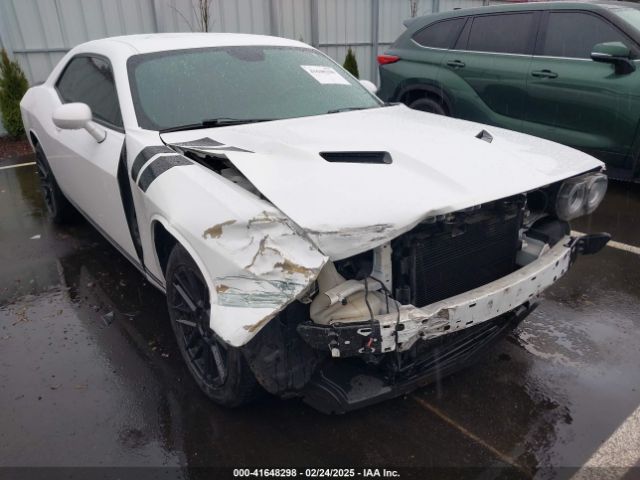 2C3CDZAG7GH145371 Dodge Challenger Sxt