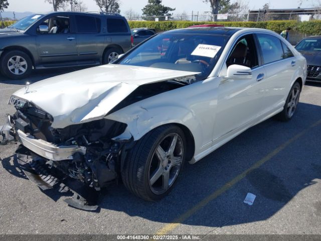 2011 MERCEDES-BENZ S 550 WDDNG7BB6BA373135 Photo 1