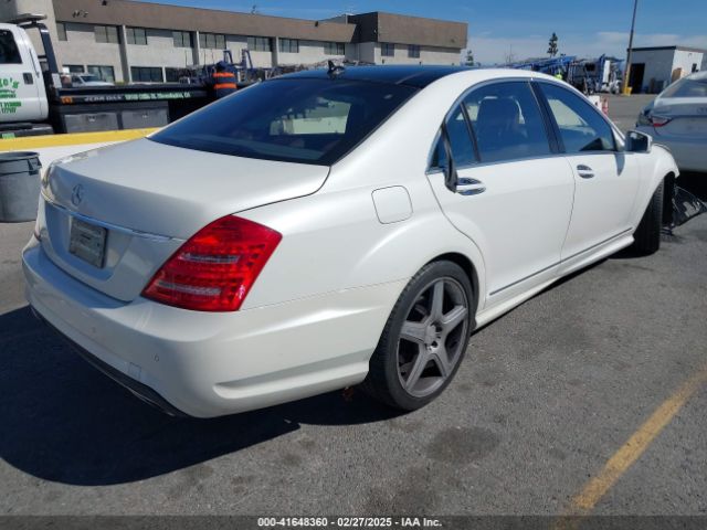 2011 MERCEDES-BENZ S 550 WDDNG7BB6BA373135 Photo 3