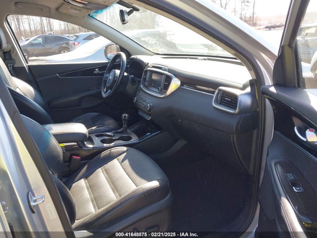 5XYPHDA58HG222431 KIA Sorento 3.3l Ex