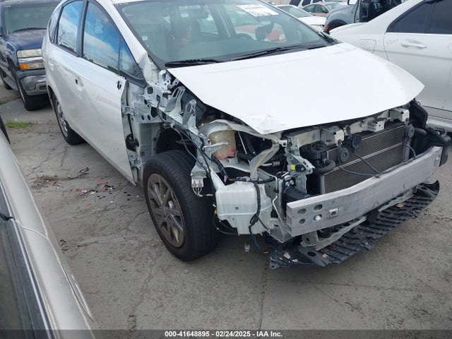 Toyota Prius V Two 2017 JTDZN3EU4HJ066269 Image 1