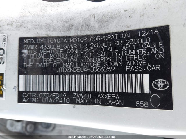 Toyota Prius V Two 2017 JTDZN3EU4HJ066269 Image 9