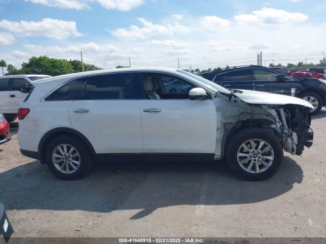 5XYPG4A33KG439104 KIA Sorento 2.4l Lx
