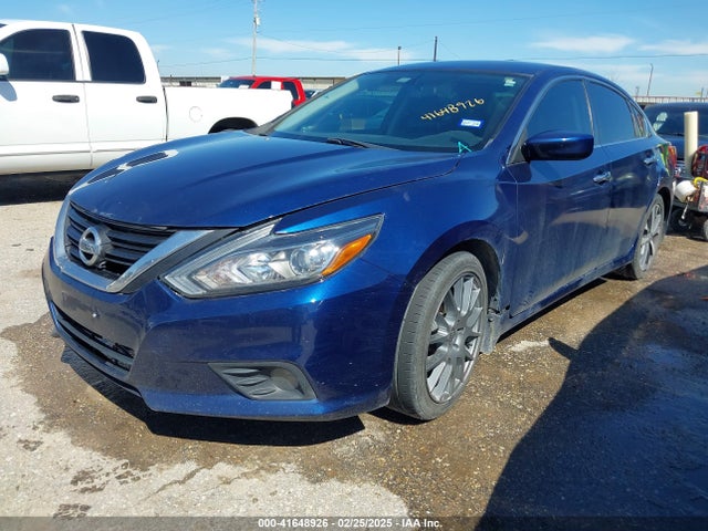 Nissan Altima 2.5 Sr 2017 1N4AL3AP9HC275133 Image 2