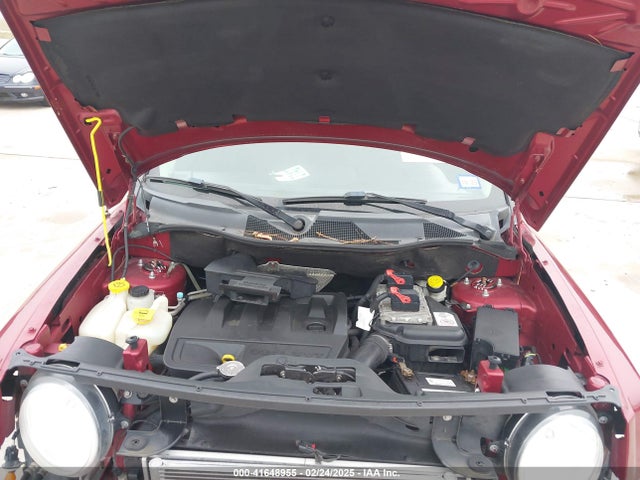1C4NJPBB1GD813098 Jeep Patriot Sport