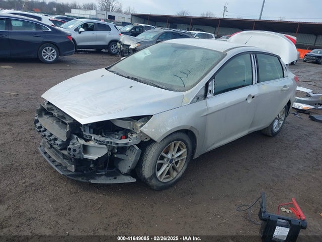 Ford FOCUS SE 2016 1FADP3F29GL288705 Image 2