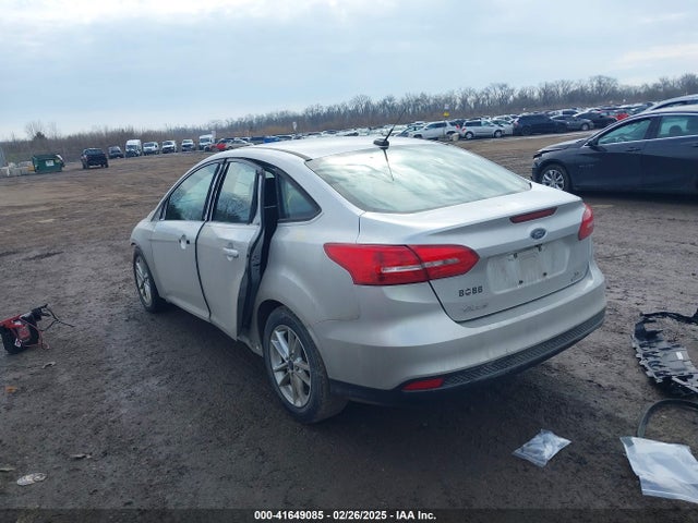 Ford FOCUS SE 2016 1FADP3F29GL288705 Image 3