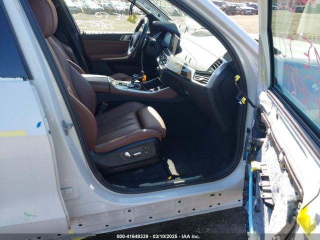2021 BMW X5 5UXCR6C03M9F54928 Photo 4
