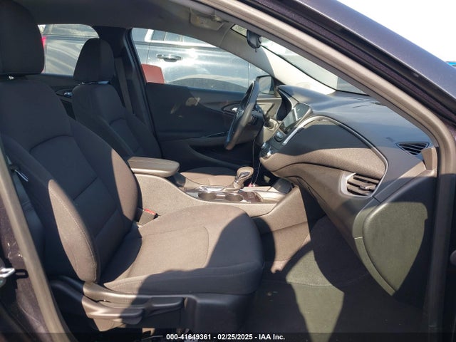 1G1ZD5ST6PF231503 Chevrolet Malibu Fwd 1lt