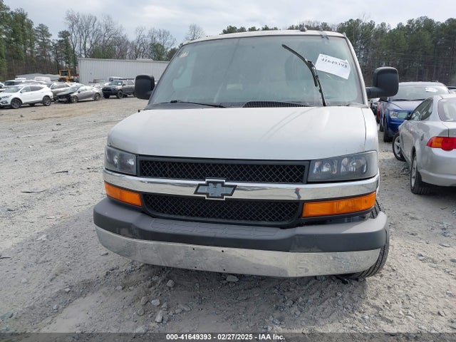 1GAWGEFP0L1263765 Chevrolet Express Passenger Rwd 2500 Regular Wheelbase Ls