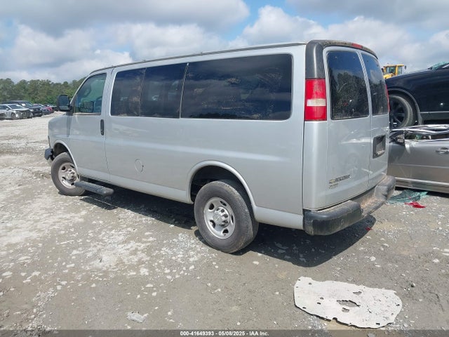 1GAWGEFP0L1263765 Chevrolet Express Passenger Rwd 2500 Regular Wheelbase Ls