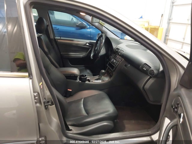 2004 Mercedes-benz C 230 Kompressor Sport/sport მანქანა იყიდება აუქციონზე, vin: WDBRF40J04A581570, აუქციონის ნომერი: 41649446