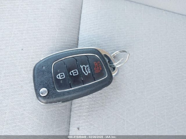 KM8J3CA26HU295599 Hyundai Tucson Eco