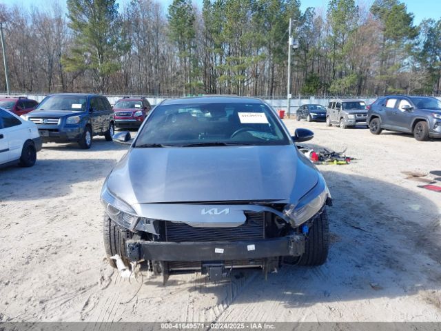 3KPF54AD0PE556878 KIA Forte Gt-line