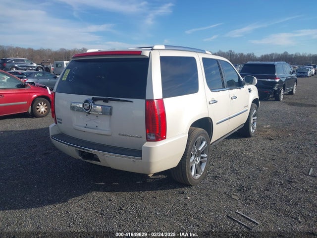 2011 CADILLAC ESCALADE 1GYS3CEF0BR257196 Photo 3