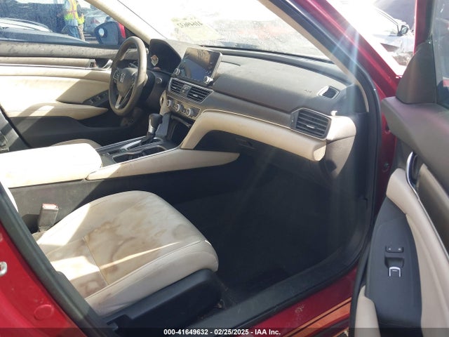 1HGCV1F14JA017661 Honda ACCORD LX