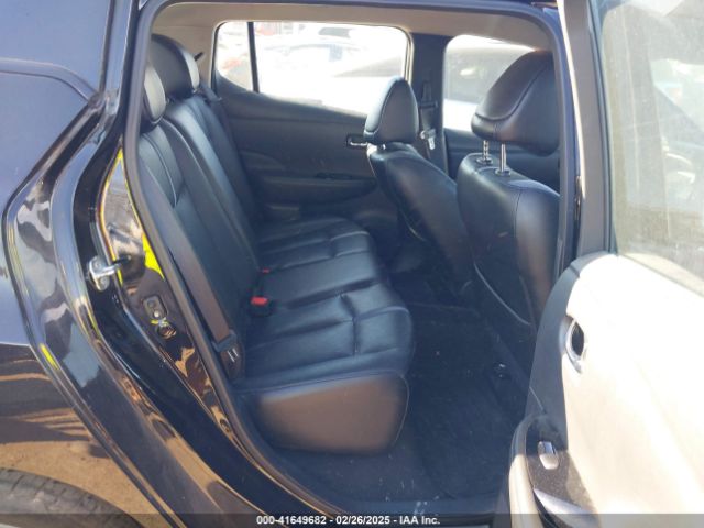 1N4AZ1CP4JC300378 Nissan Leaf Sl