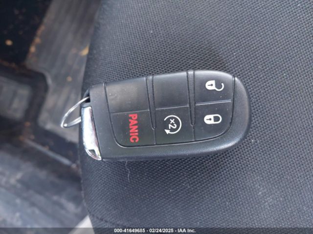 ZACCJBBB2JPH65825 Jeep Renegade Latitude 4x4