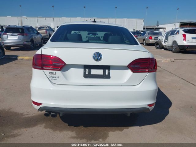 3VW4S7AJ3EM278162 Volkswagen Jetta Gli Edition 30 W/nav