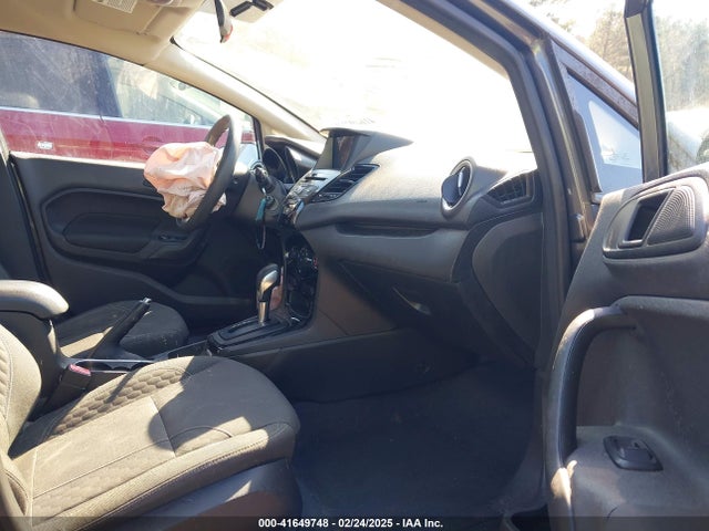 Ford FIESTA SE 2019 3FADP4EJ1KM105769 Image 5
