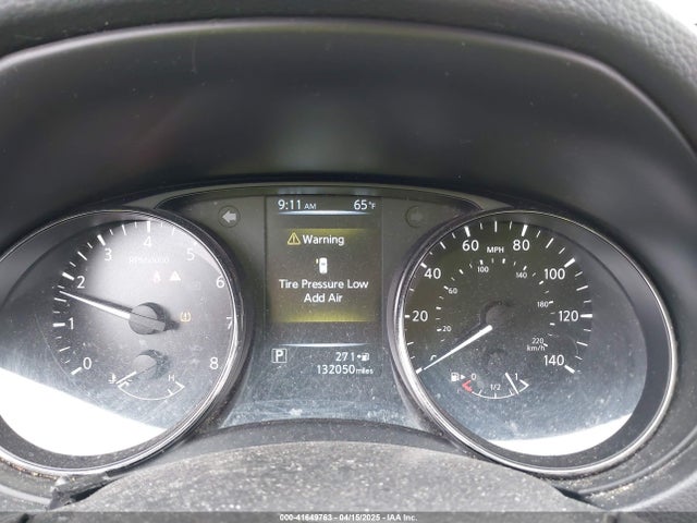 JN8AT2MV1HW267982 Nissan ROGUE SV