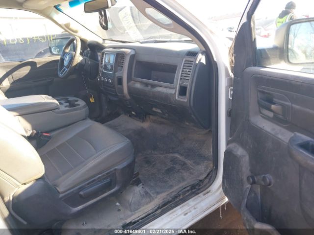 3C6JR6DG9JG140010 RAM 1500 Tradesman  4x2 8' Box