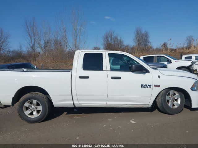 1C6RR7FT4JS284558 RAM 1500 Express Quad Cab 4x4 6'4 Box