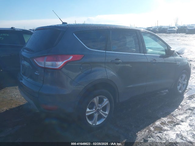 1FMCU9G94FUB03431 Ford ESCAPE SE