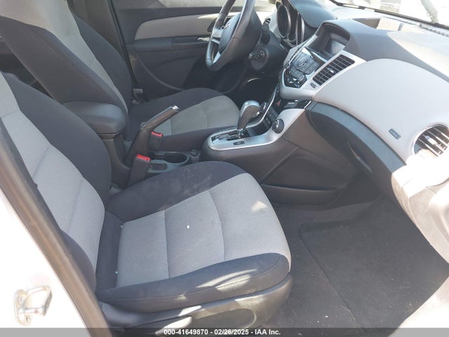 1G1PA5SH1E7472288 Chevrolet Cruze Ls Auto