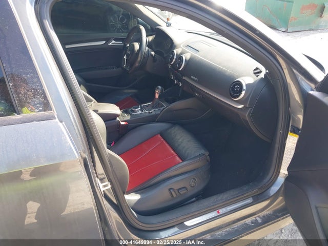 Audi S3 2.0t Premium Plus 2015 WAUBFGFFXF1037875 Image 5