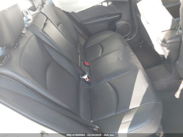JTDL9RFU5L3013217 Toyota Prius Xle Awd-e
