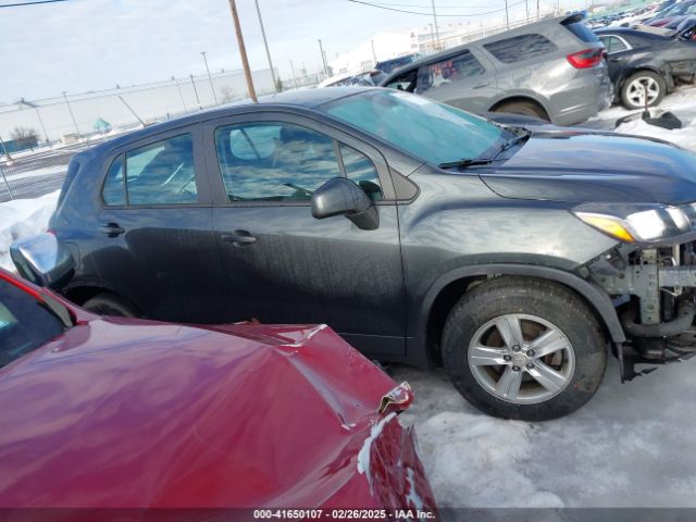 3GNCJKSB1LL252097 Chevrolet Trax Fwd Ls