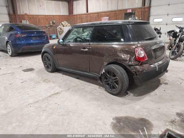 2012 MINI COOPER WMWSU3C53CT260043 Photo 2