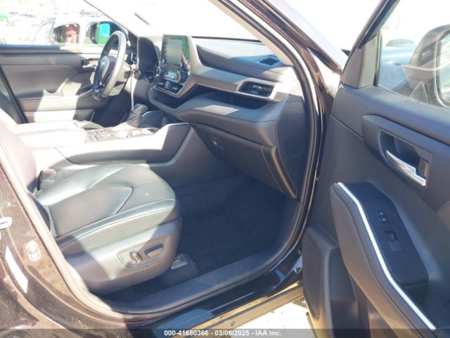 5TDGZRBH2MS105170 Toyota Highlander Xle