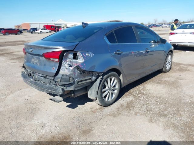 3KPFL4A73HE114517 KIA FORTE S
