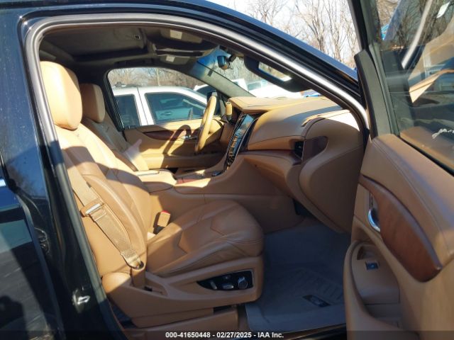 1GYS4DKJ5HR223257 Cadillac Escalade Platinum
