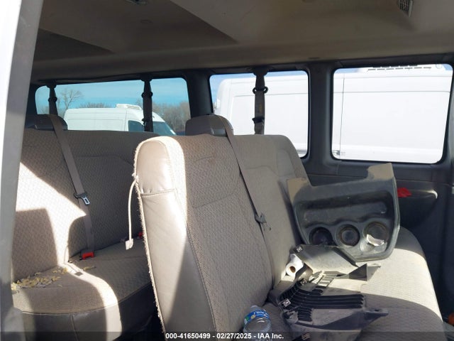 1GAZGPFG7H1255971 Chevrolet Express 3500 Lt