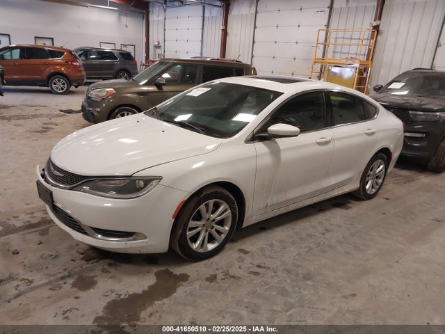 Chrysler 200 Limited 2015 1C3CCCAB1FN706626 Image 2