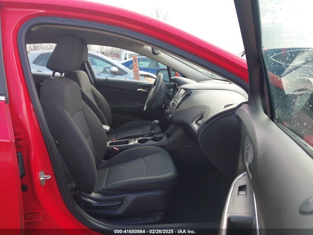 1G1BE5SM0J7142728 Chevrolet Cruze Lt Auto