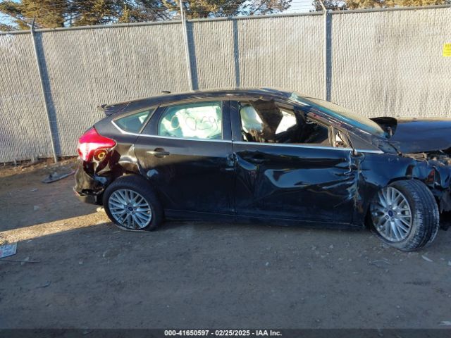 1FADP3N21EL166497 Ford Focus Titanium
