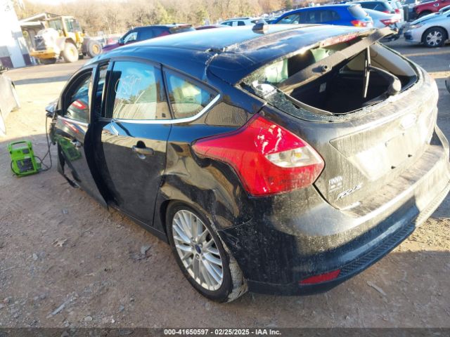 1FADP3N21EL166497 Ford Focus Titanium
