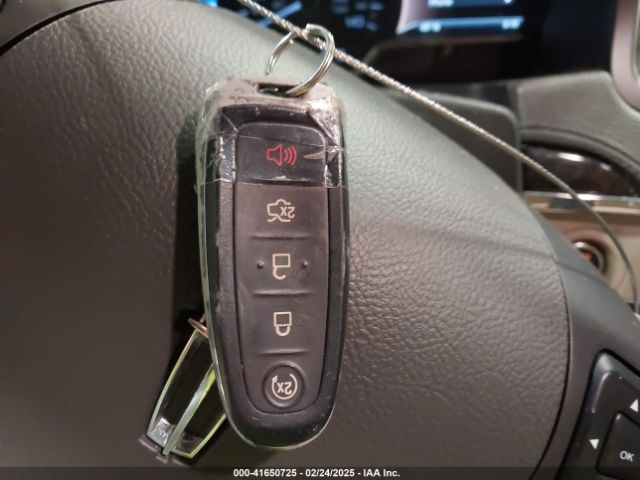 1LNHL9EK4FG605367 Lincoln MKS